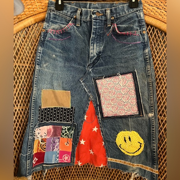 Wrangler Dresses & Skirts - Vintage Wrangler Patchwork Jean skirt with Multicolor Accents